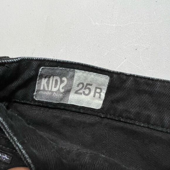 KIDS Made Here Black Jean Rolled Cuff cutoff short shorts 25R - Picture 3 of 4